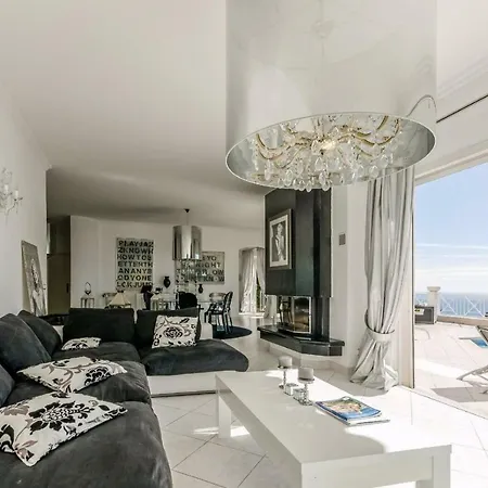 Marine Villa